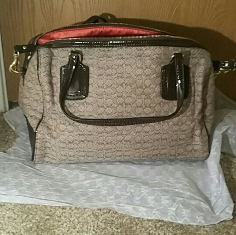 Coach Satchel - Picture 7 of 8